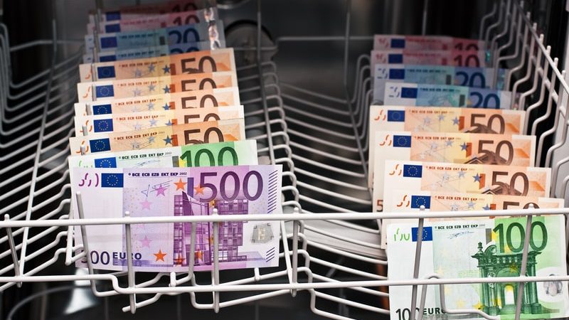 Blanchiment de capitaux : les techniques et la lutte